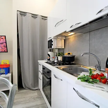 - Smart Doria 52 *